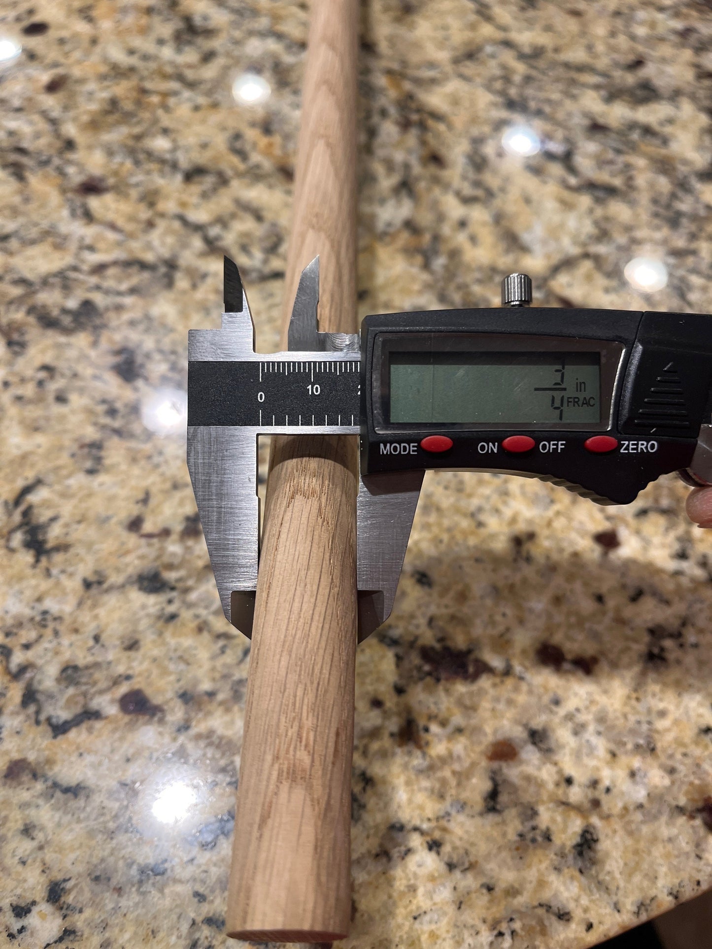 Custom Cut Oak Dowels