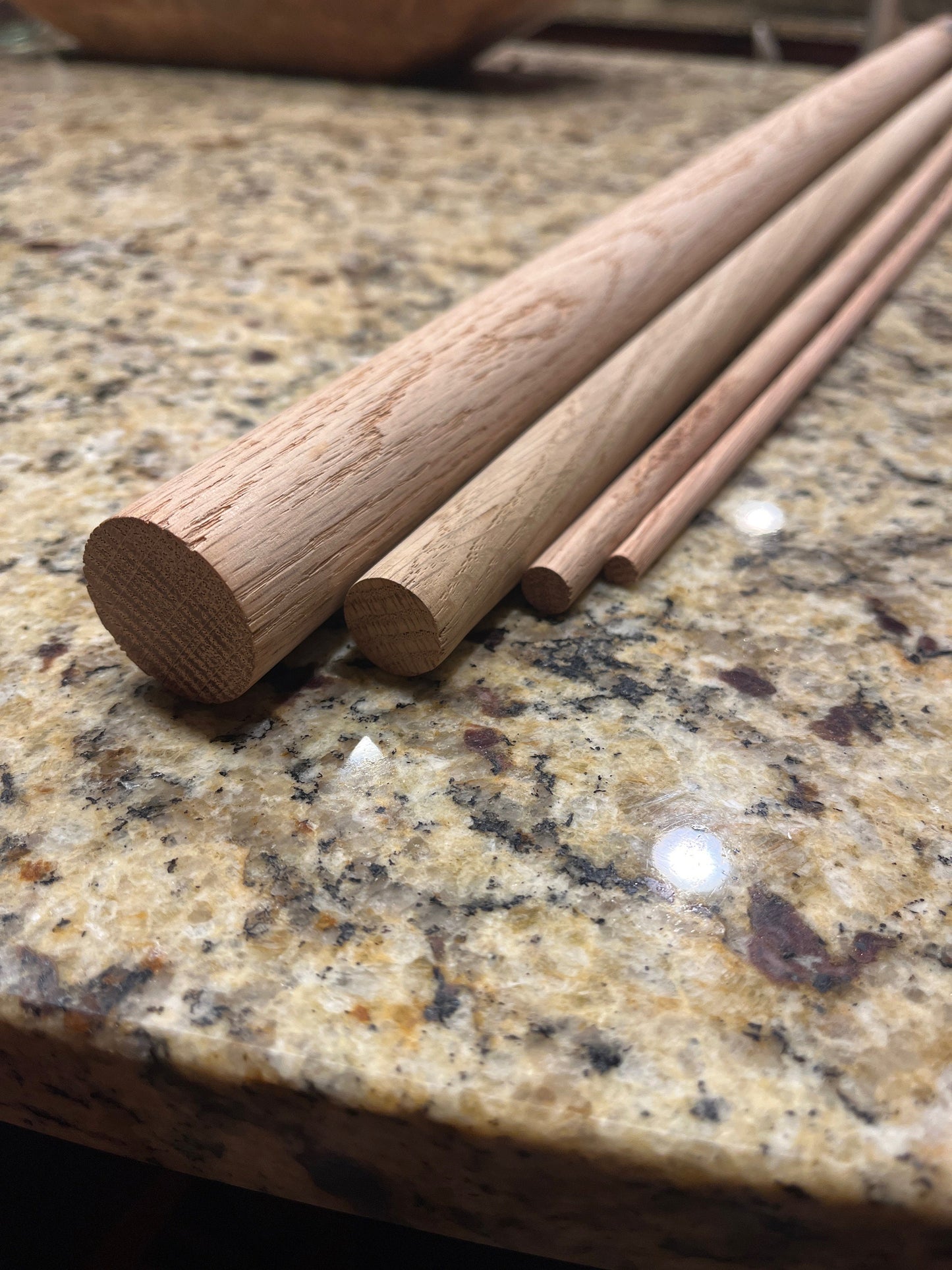 Custom Cut Oak Dowels